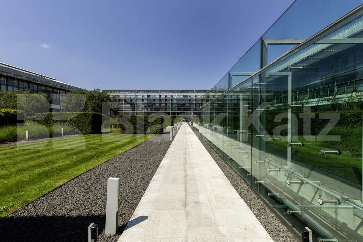 2 bed 2 bath property within a beautifully designed development in highbury  Highbury Stadium Square, Highbury